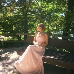 Meet your Posher, Taylor